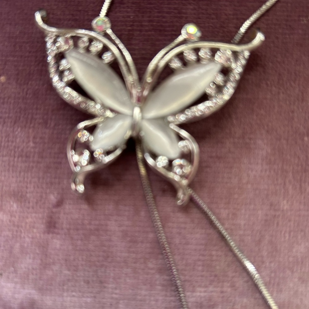 Elegant Silver Butterfly Pendant Necklace